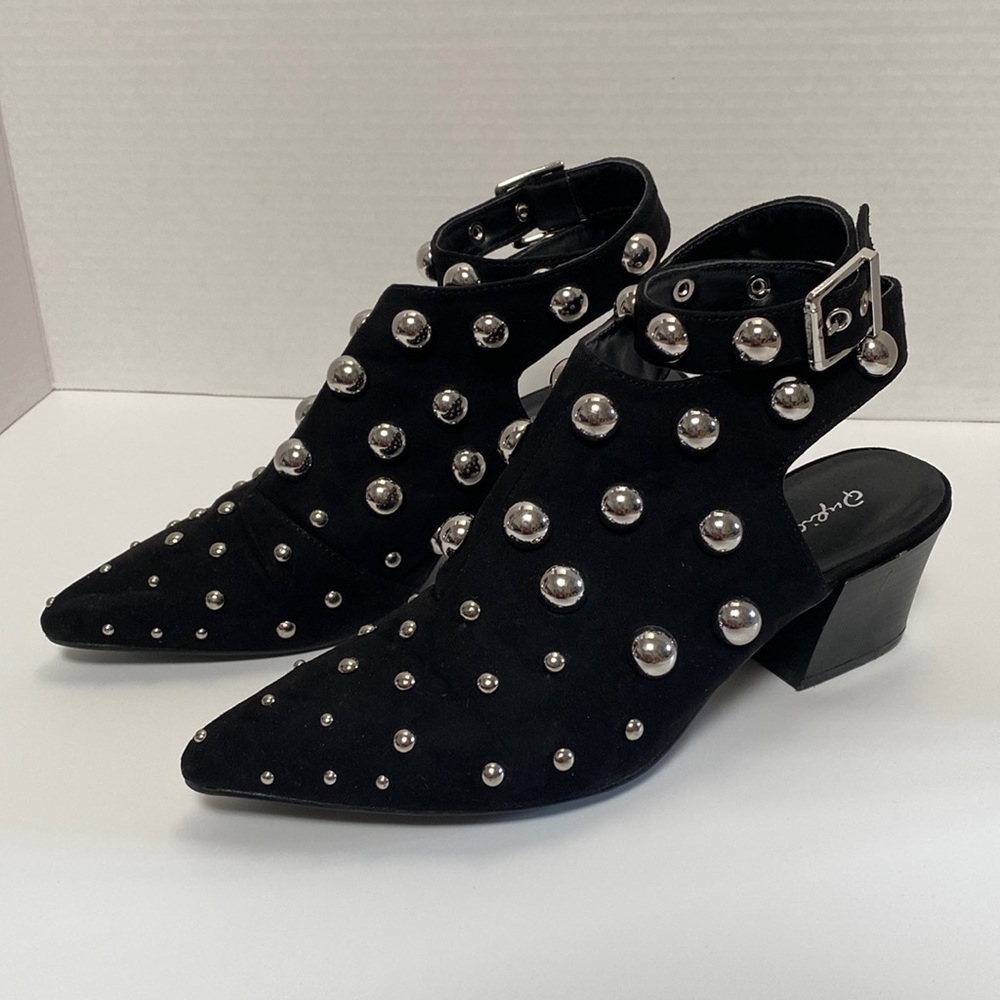 Retro heels